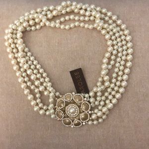 Carolee pearl necklace